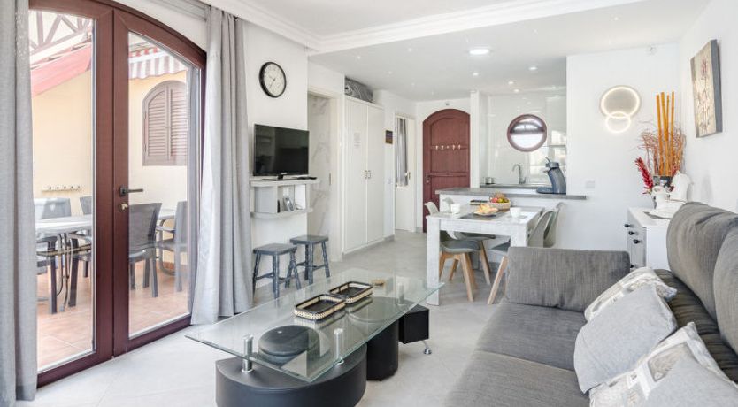 Photo of Tagoro Solarium & Pool View