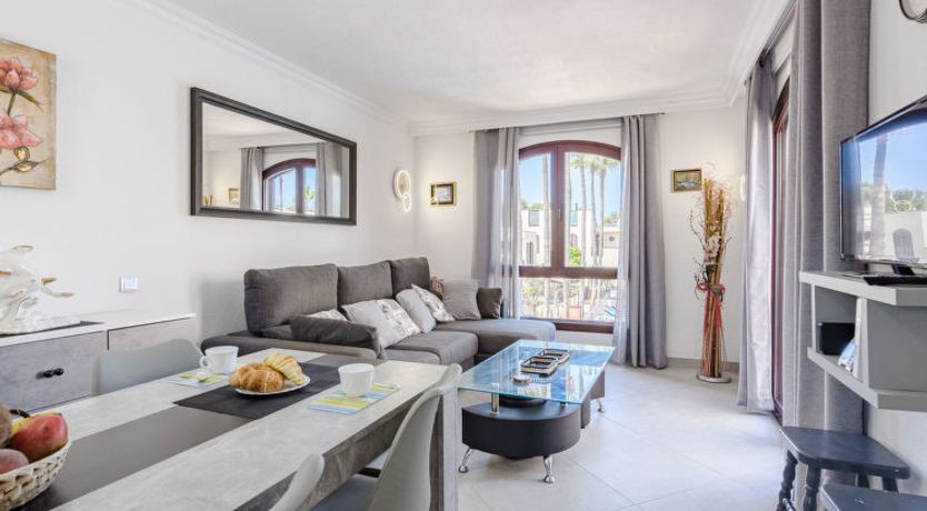 Photo of Tagoro Solarium & Pool View