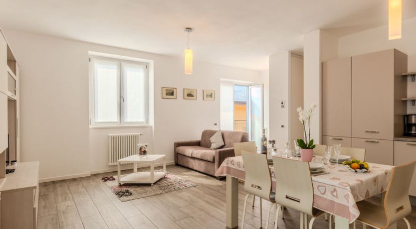 Photo of Il Melo Apartment 2