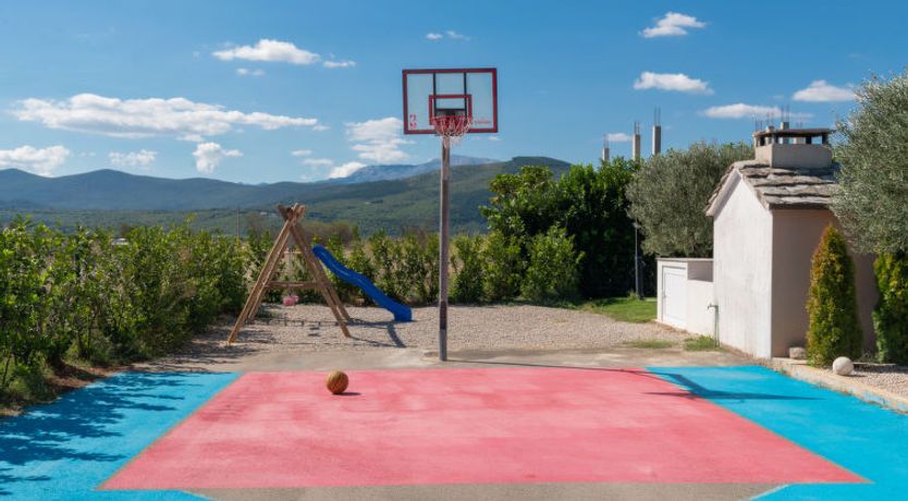 Photo of Six Brothers