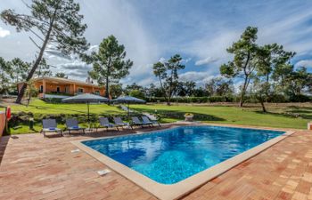 Do Pinhal Holiday Home