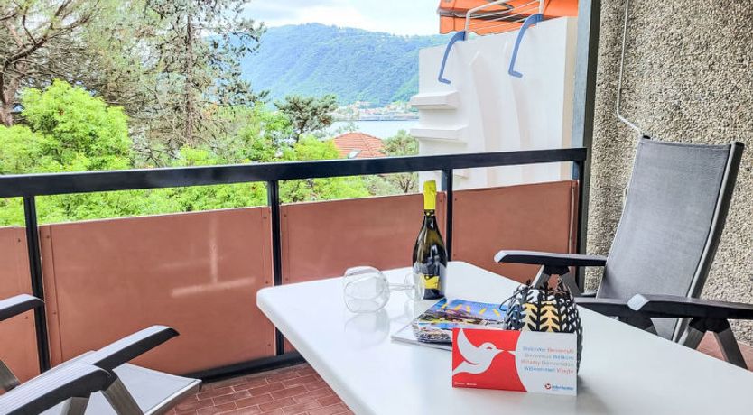 Photo of Amazing Apt. 505 Apartment 15