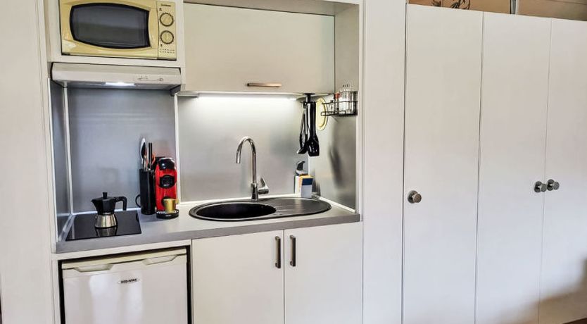 Photo of Amazing Apt. 505 Apartment 15