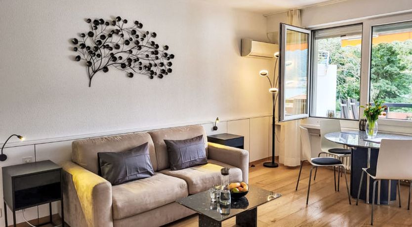 Photo of Amazing Apt. 505 Apartment 15