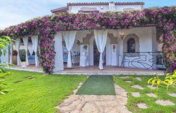 Smeralda Holiday Home