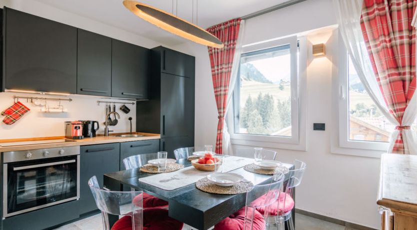 Photo of Family House