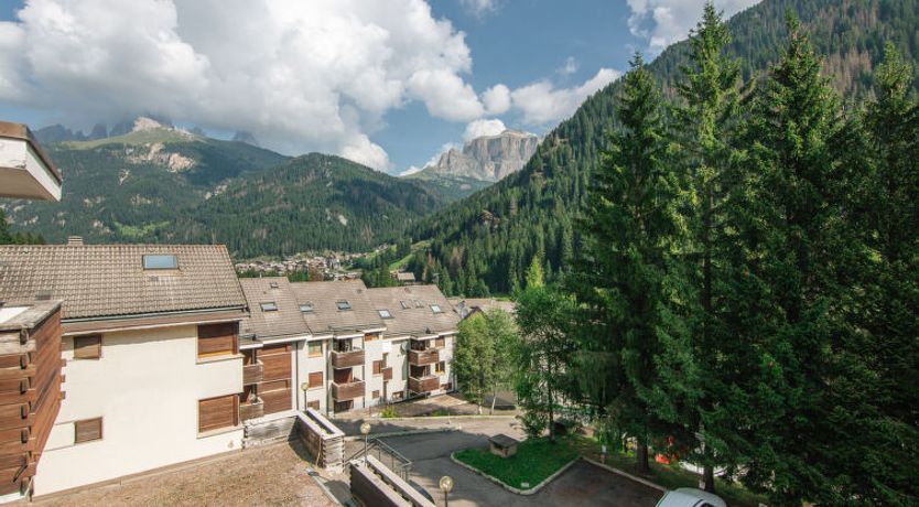 Photo of Enrosadira Apartment 11