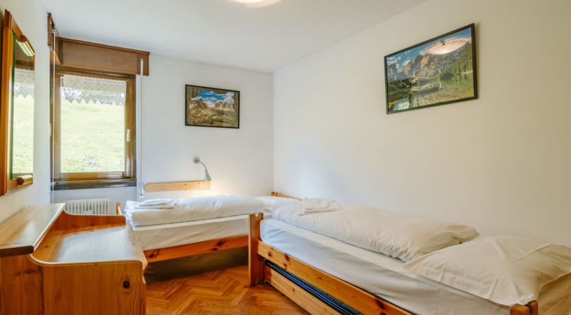 Photo of Enrosadira Apartment 11