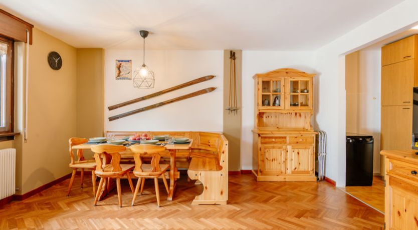 Photo of Enrosadira Apartment 11