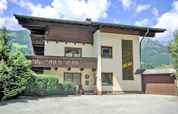 Sidney Apartment 3 Holiday Home