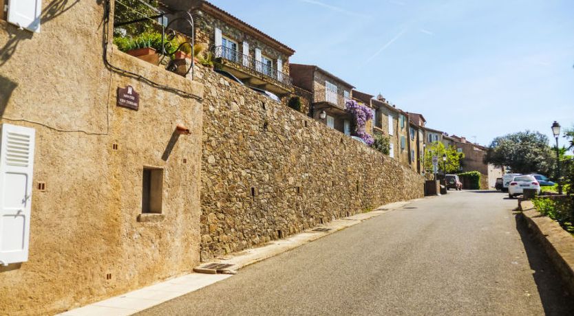 Photo of Gassin Village