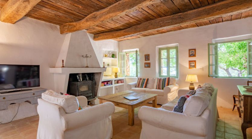 Photo of Les Glycines