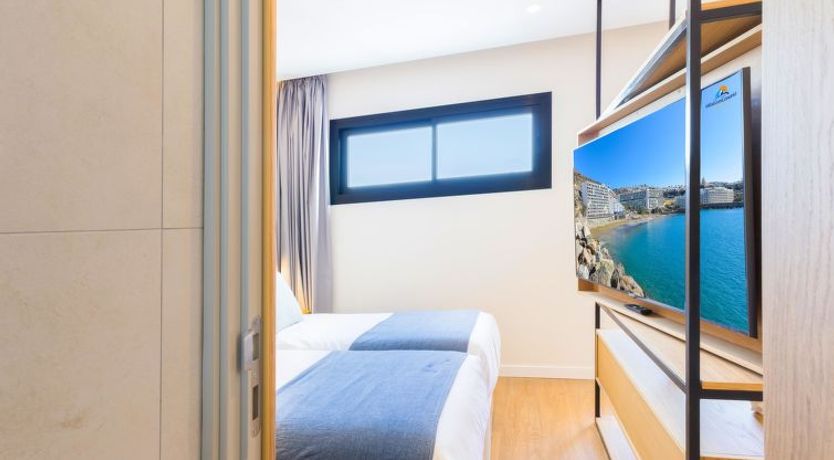 Photo of Los Canarios 527