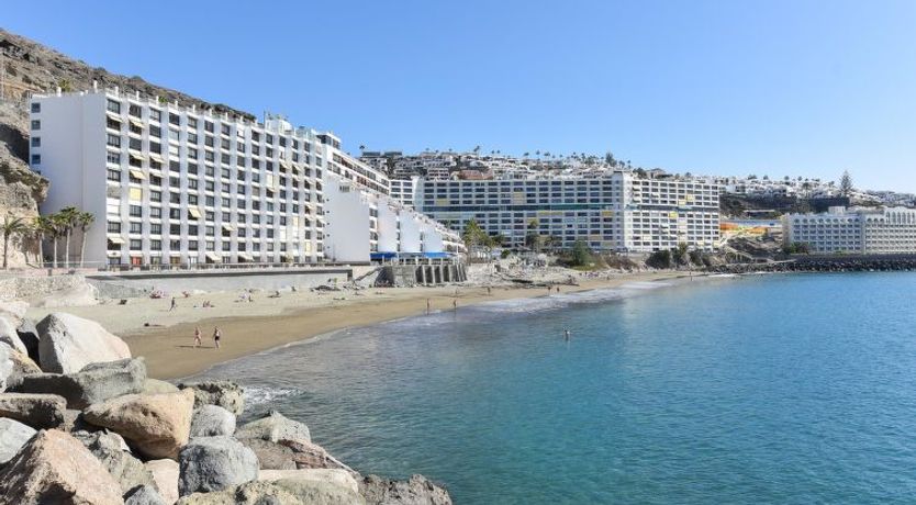 Photo of Los Canarios 527