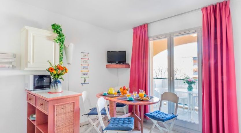 Photo of Les Canoubiers III