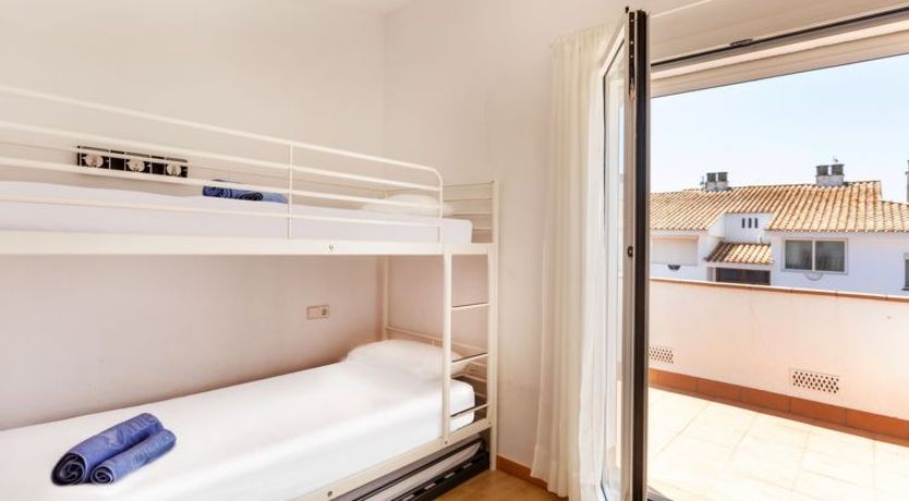 Photo of Poble Amarres