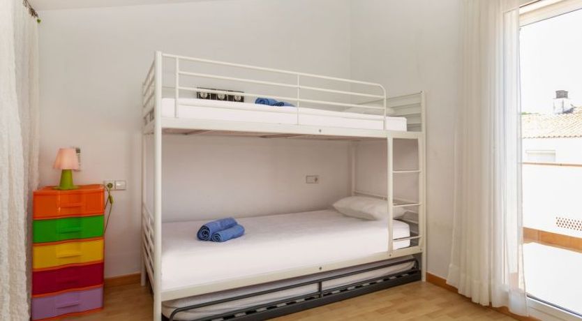 Photo of Poble Amarres