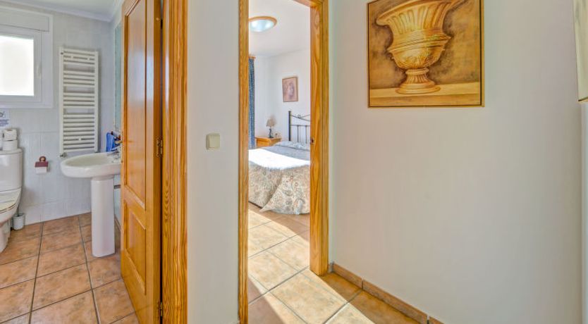 Photo of Puerta de Calpe 8