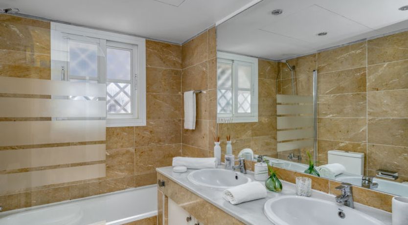 Photo of El paraiso de Estepona