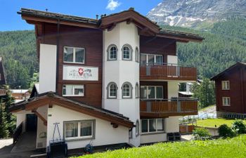 Helvetia Apartments Holiday Home