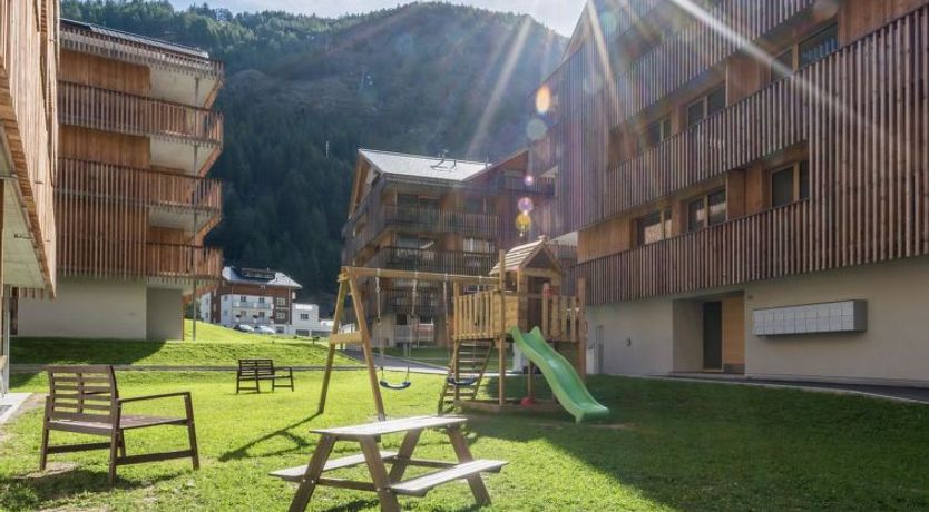 Photo of Montela Apartment-Hotel & Resort - Holid