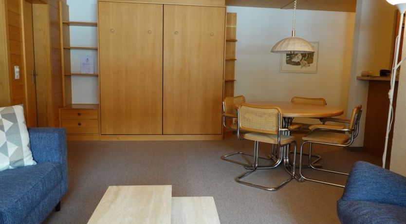 Photo of Kronenplatz 6 # 2