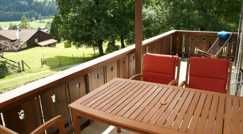 Photo of Pony 4-Bettwohnung