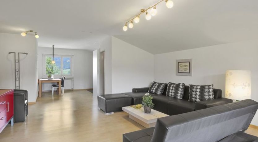 Photo of Triangel B Rezia