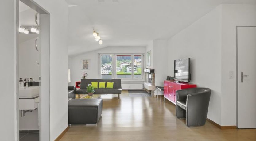 Photo of Triangel B Rezia