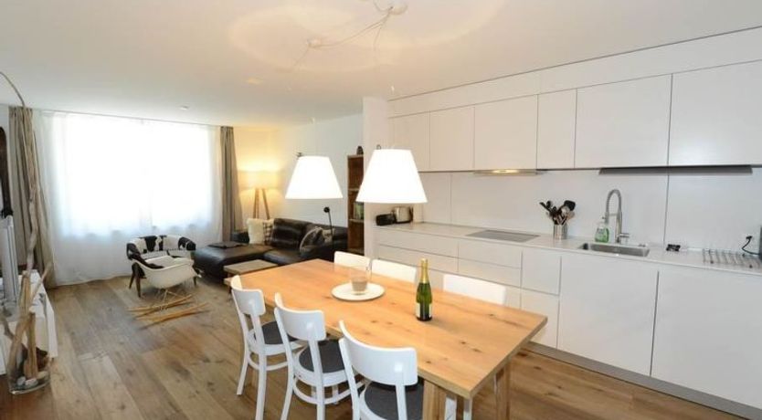 Photo of Uehlinger Corona