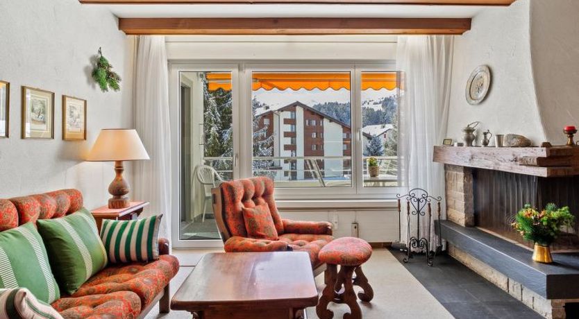 Photo of Triangel D Petersen