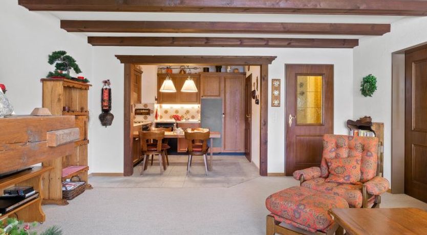 Photo of Triangel D Petersen