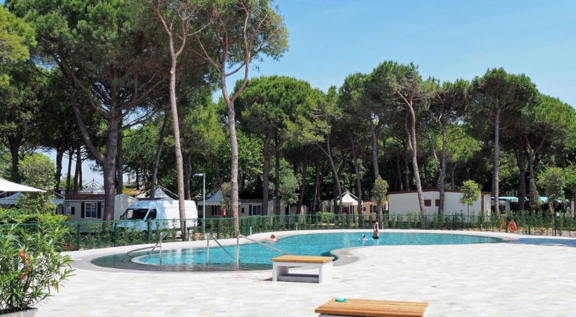 Photo of Camping Village Cavallino Villa 7