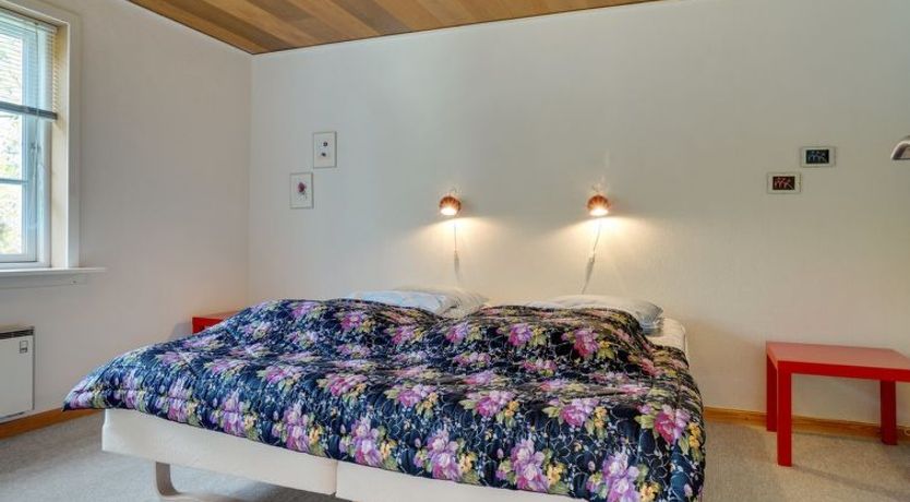 Photo of "Hildegunn" - 200m from the sea