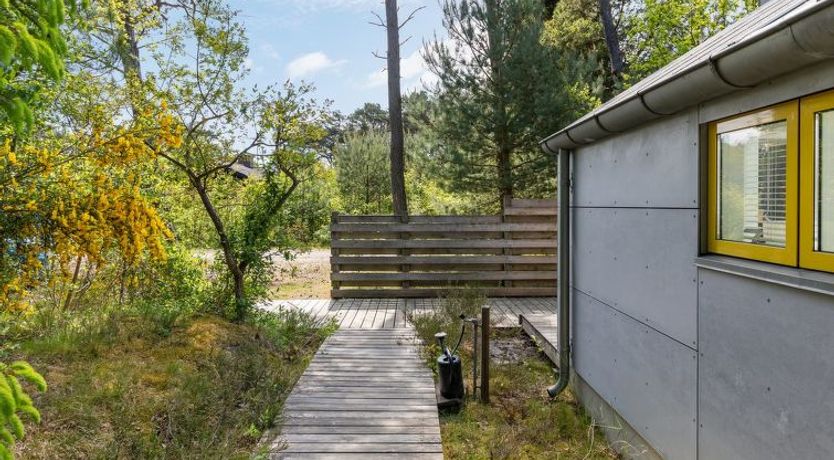 Photo of "Muriel" - 150m from the sea