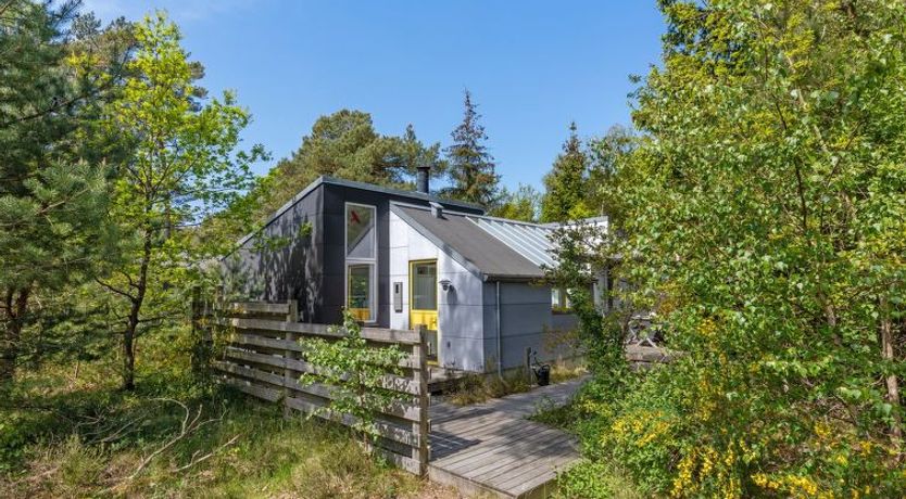 Photo of "Muriel" - 150m from the sea