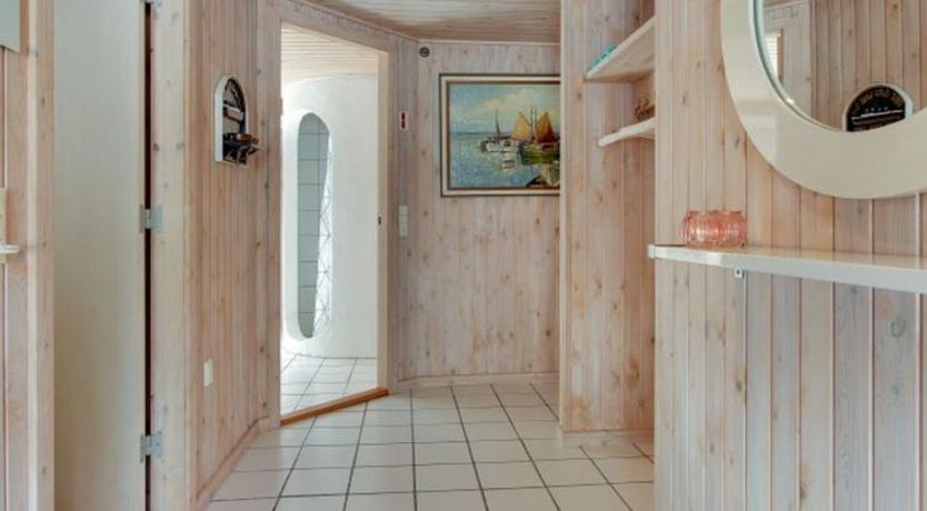 Photo of "Minka" - 300m from the sea