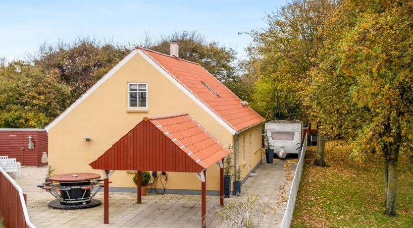 Photo of "Elsamaria" - 500m from the sea