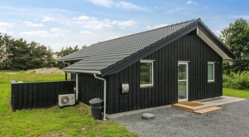 Photo of "Holke" - 600m from the sea