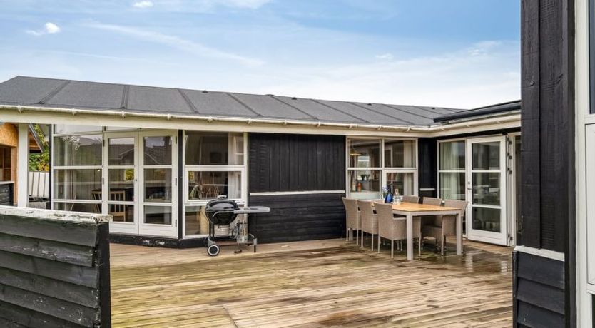 Photo of "Dagmar" - 500m from the sea