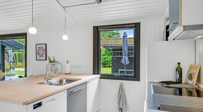 Photo of "Aleida" - 400m from the sea