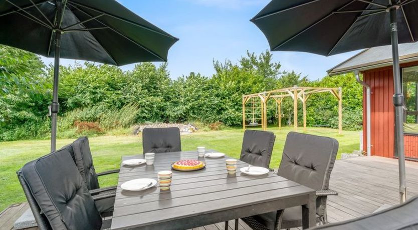 Photo of "Vickie" - 600m from the sea