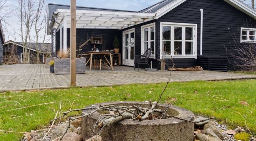 Photo of "Aksinja" - 700m from the sea