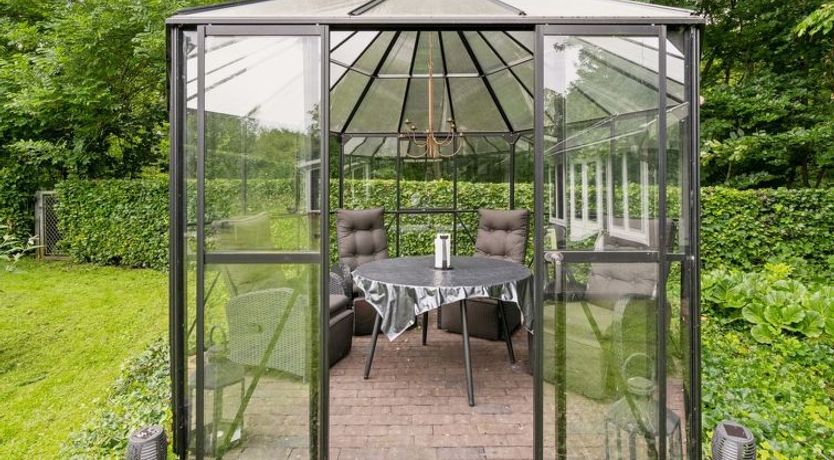 Photo of "Araminta" - 800m from the sea