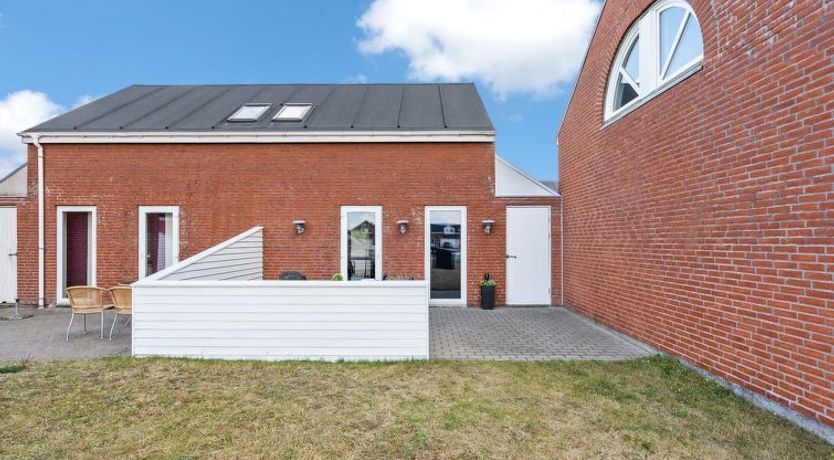 Photo of "Iffuer" - 2.3km from the sea