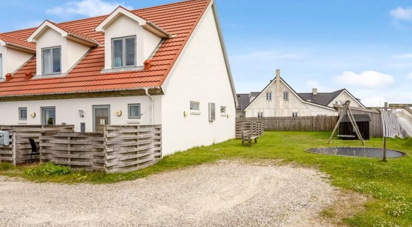 Photo of "Hansa" - 300m from the sea