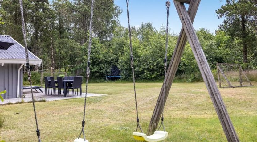 Photo of "Tabithe" - 500m from the sea