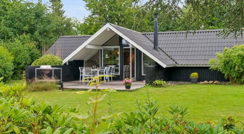 Photo of "Vaula" - 300m from the sea