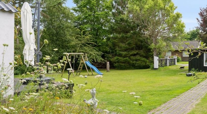 Photo of "Mark" - 1.2km from the sea