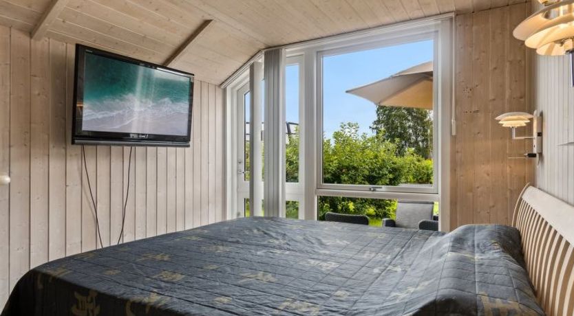 Photo of "Annrike" - 175m to the fjord